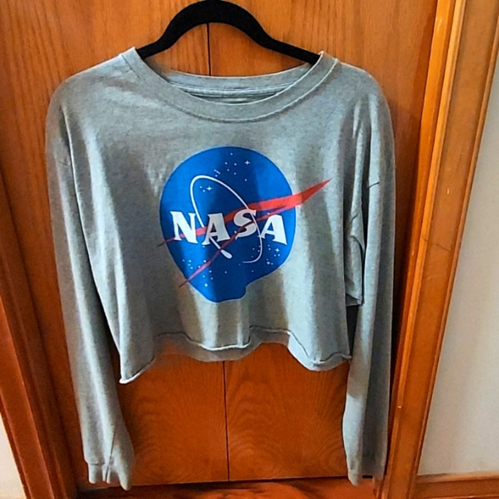 Gray NASA cropped sweatshirt. Size large. Brand CHEMISTRY.